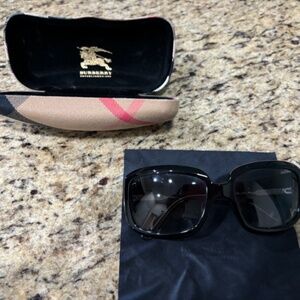 Burberry sunglasses
